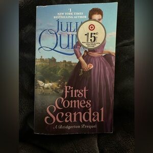 First Comes Scandal Book by Julia Quinn